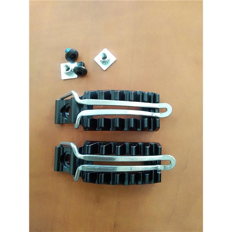 Backland Cuff tooth plate